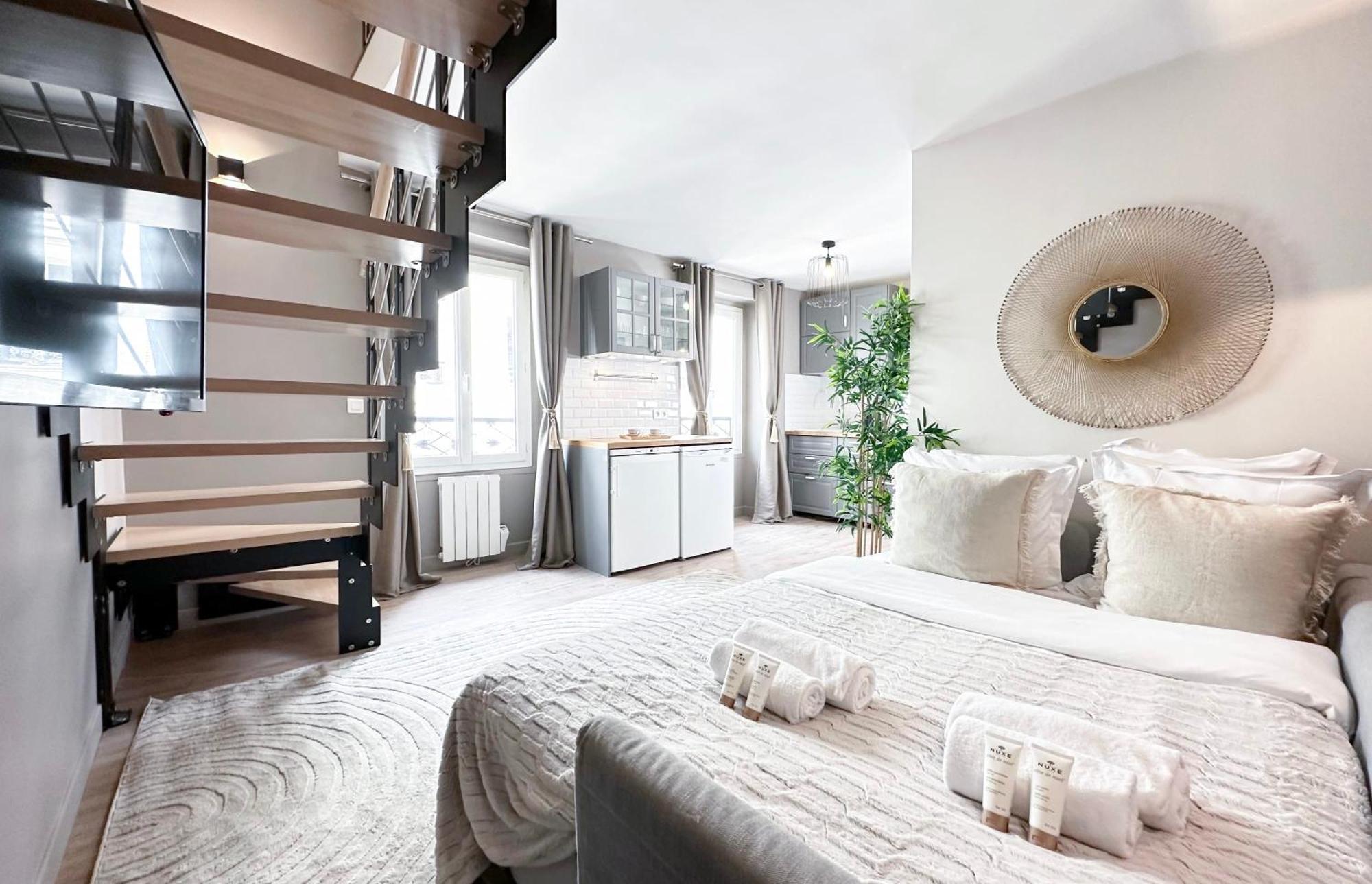 Stylish & Chic Duplex Near Eiffel Tower Apartment Paris Exterior photo