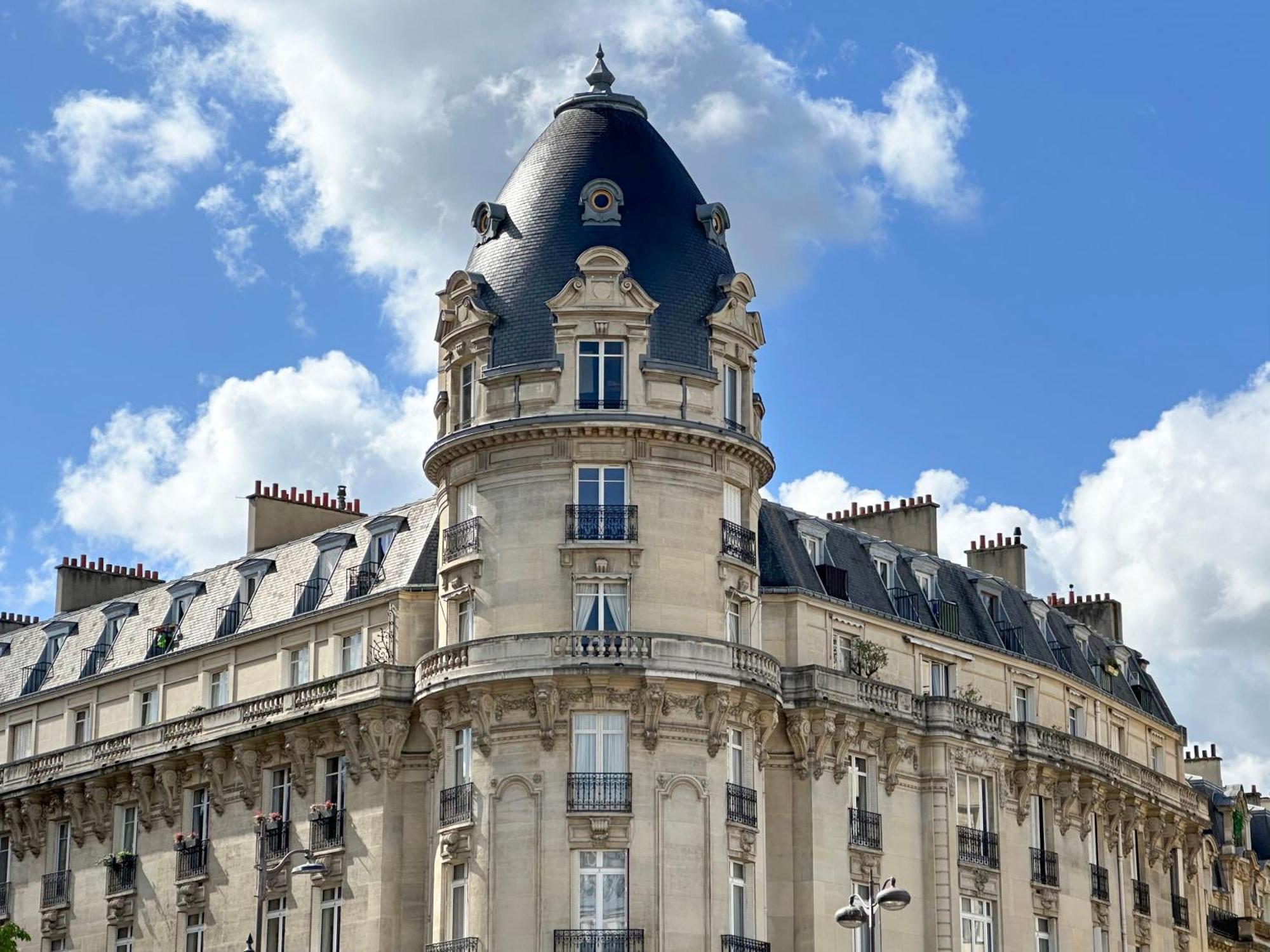Stylish & Chic Duplex Near Eiffel Tower Apartment Paris Exterior photo