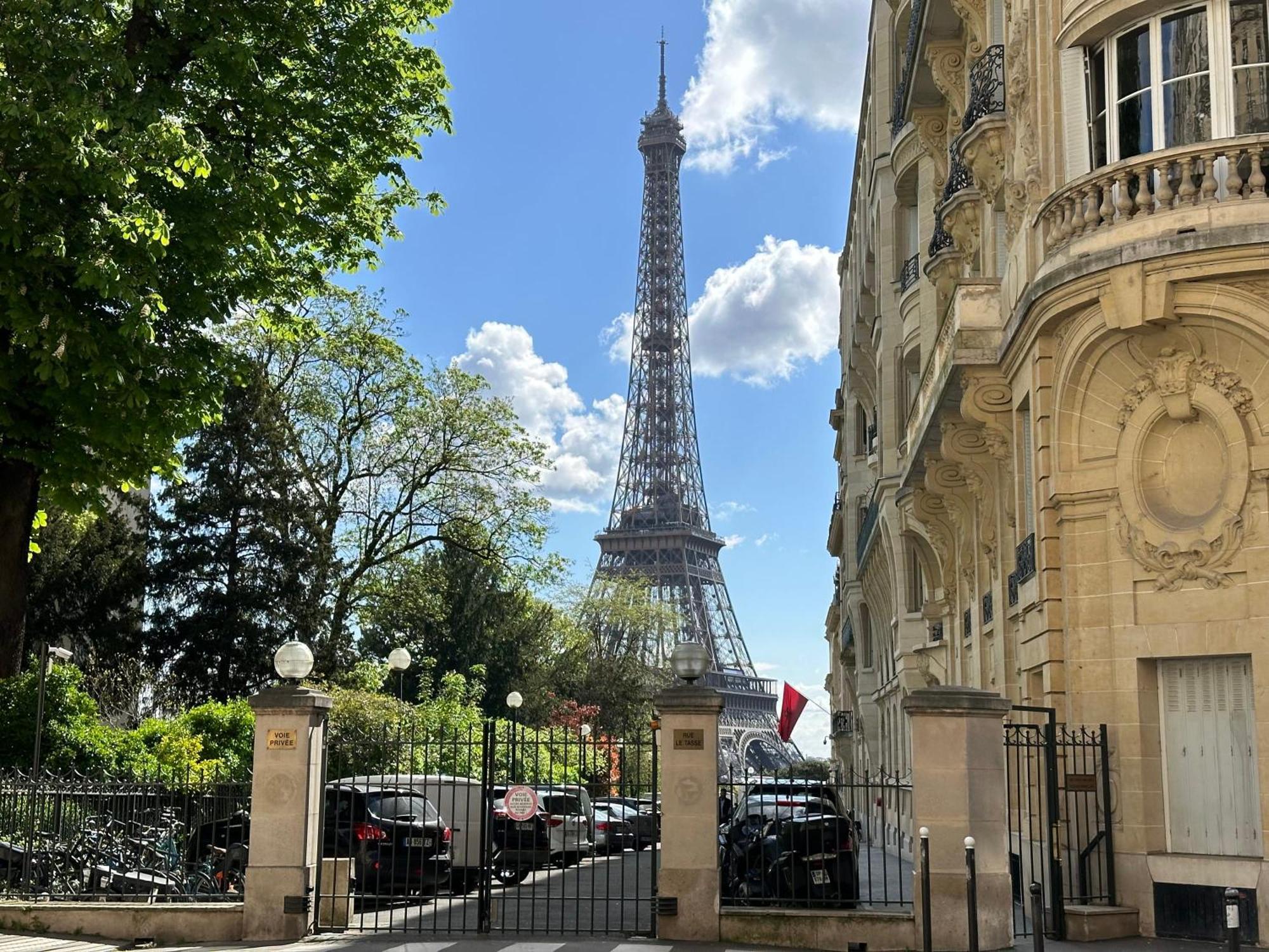 Stylish & Chic Duplex Near Eiffel Tower Apartment Paris Exterior photo